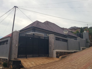 Zindiro house for Sale