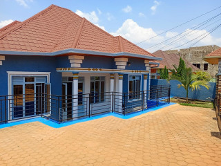 Kigali 4bedrooms house for sale in Kanombe
