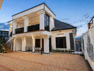 📍🏡 House for sale in kigali