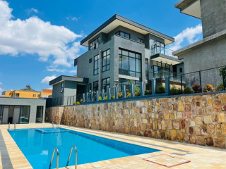 GACURIRO HOUSE 3000USD 4bedrooms 4bathrooms for rent