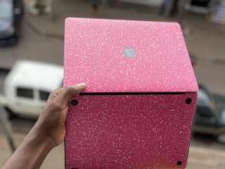 Laptop skins