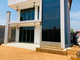 BS 80 very nice unfurnished house for rent. Gasogi—gasabo