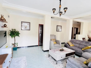 NYARUTARAMA 2bedrooms/ 700USD furnished apartments for rent in Kigali on tarmac road