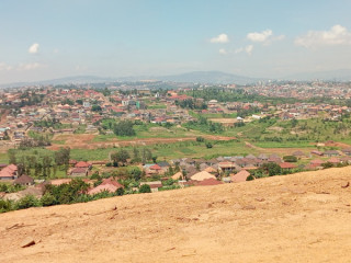 Ikibanza kigurishwa kimironko zindiro