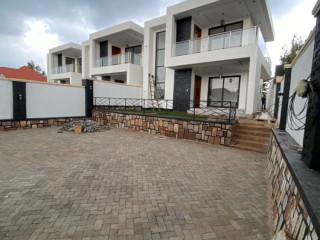KICUKIRO KAGARAMA KIGALI GORGEOUS HOUSE FOR Sale at 350MILLIONS