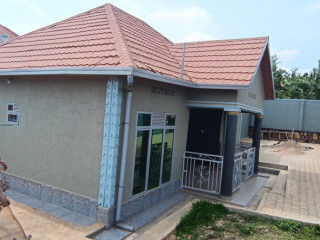 Kimironko house for rent 700k
