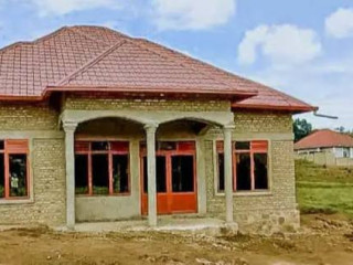 BUSANZA HOUSE FOR SALE