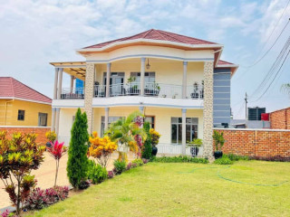 Kibagabaga modern new house for sale in Kigali