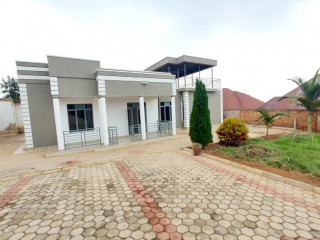 Kigali Unfurnished house for rent in Kicukiro