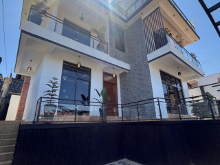 Kigali House for sale in Kanombe Busanza