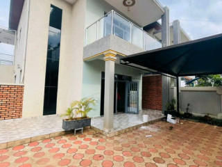 Unfurnished house for rent in kimironko
