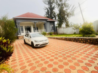 Unfurnished house for rent in kimironko at 1M