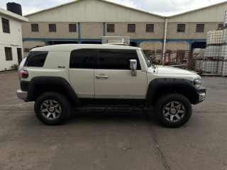 Tb 130 Toyota TOYOTA FJ AUTOMATIC 2015 FOR SALE AT 35,500 USD