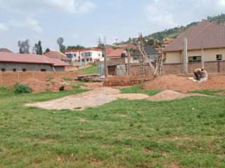 MAISIZI PLOT FOR SALE