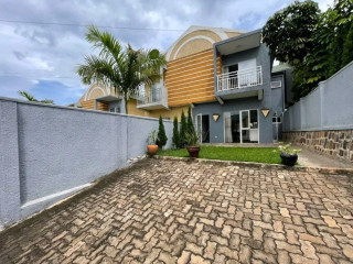Full furnished house for rent in nyarutarama in vip neighborhood
