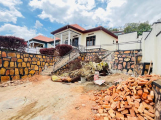 Furnished apartment for rent in kibagabaga 4bedr, 3bathr