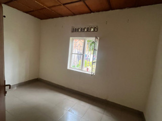 Kigali unfurnished house for rent in Kagarama