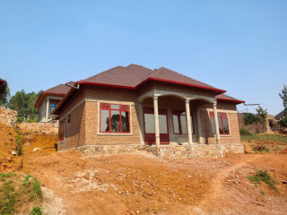 House for Sale BUSANZA RWF 43,000,000