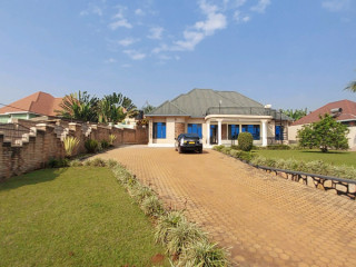 Kigali furnished house for rent in Kicukiro Murambi