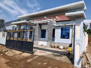 House for Sale KANOMBE - BUSANZA RWF 150,000,000