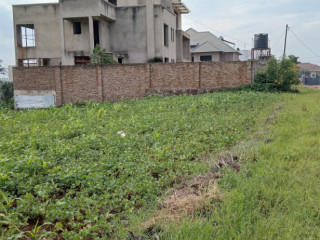 Kinyinya plot for sale