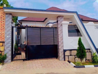Kigali House for rent in Remera