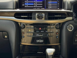 2017 / 2021 Lexus LX570 V8