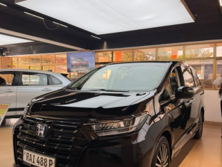 🚗 2024 New Honda Elyson Hybrid – Available in Kigali for sale.