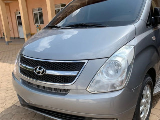 BERE 339: 2011 HYUNDAI STAREX(Hyundai H-1) in good condition is available for sale # [***] 