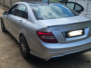 Mercedes Benz