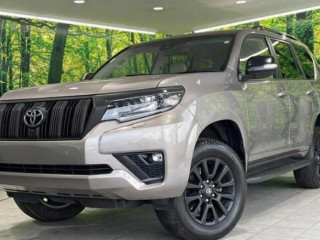 2023 Toyota Land Cruiser Prado
