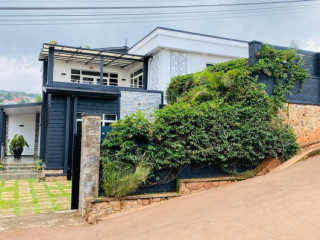 Kigali house for sale in Rebero Bisambu