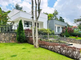 Luxury Villa for Rent in Kacyiru at $6,000m