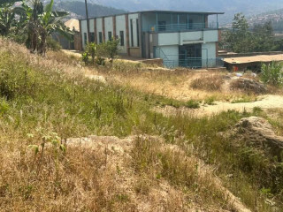 GISOZI PLOT FOR SALE