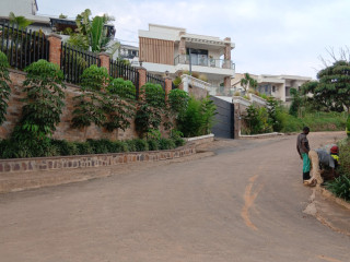 GACURIRO PLOT FOR SALE