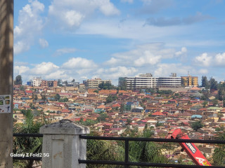Ikibanza tugurisha KIMIRINKI BIBARI 75M