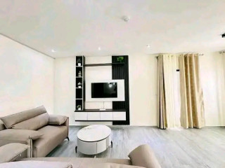 Kacyiru fully furnished 2bedrooms apartment for rent at 1M ($675) in good location