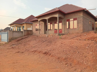 Kanombe Busanza house for sale in Kigali
