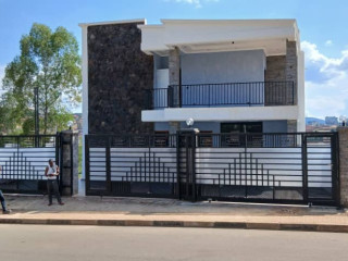 HOUSE FOR SALE AT KIBAGABAGA