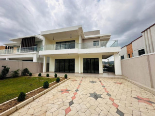 New& Clean modern house for sale in Kibagabaga