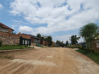 Land with house for sale in Gishushu