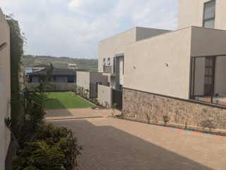 Gacuriro new well furnished house for rent in Kigali