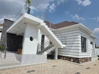 Inzu igurishwa kibagabaga