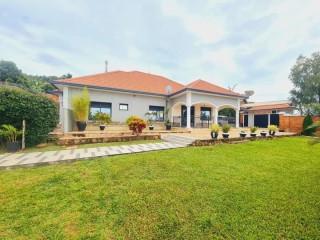 Rebero fully furnished house for rent in Kigali