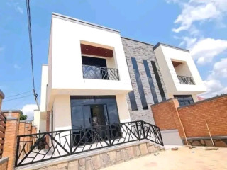 BS 60 Unfurnished House for Rent in Kicukiro, Kagarama.