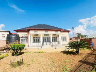 Unfurnished house for rent In Kimironko good neighborhood 4 bedrooms 3 bathroom