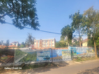 Residential plot for sale near the road and good neighbors
