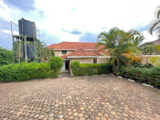 Full furnished house for rent in nyarutarama