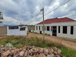 Kagugu plot for sale