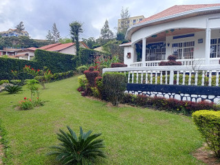 Kigali fully furnished house of 4 bedroom for rent in Gishushu